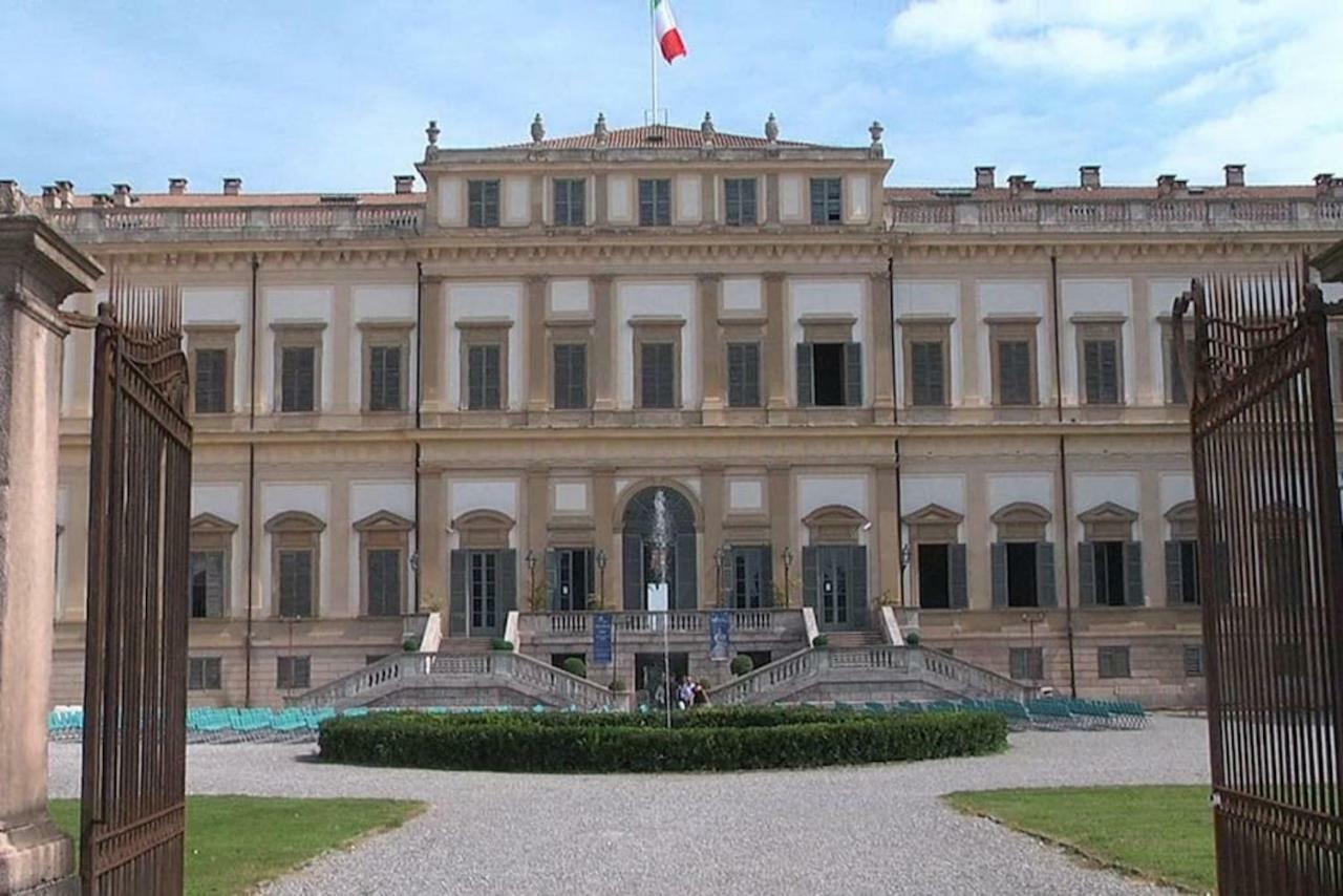 Appartamento Ampio E Indipendente Con Vista Giardino Paderno d'Adda Eksteriør billede